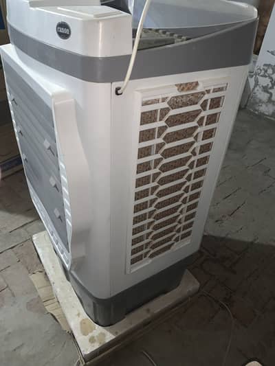 Canon air cooler 90 litres water tank