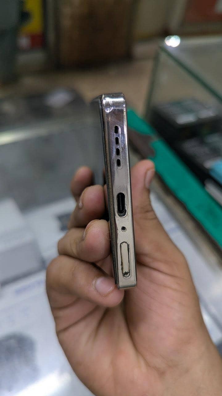 Infinix note 40 4