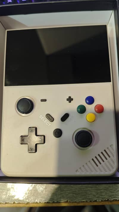 M 18 Retro Console Anberbic wide screen 4:3 Hand held