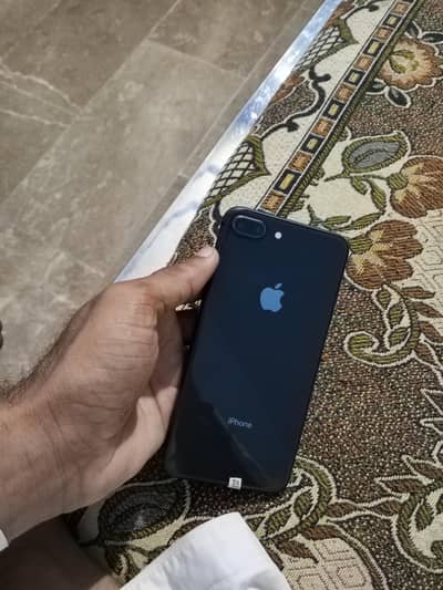 Iphone 8 Plus 10 BY 10 03707116456 Only Whatsapp Ha