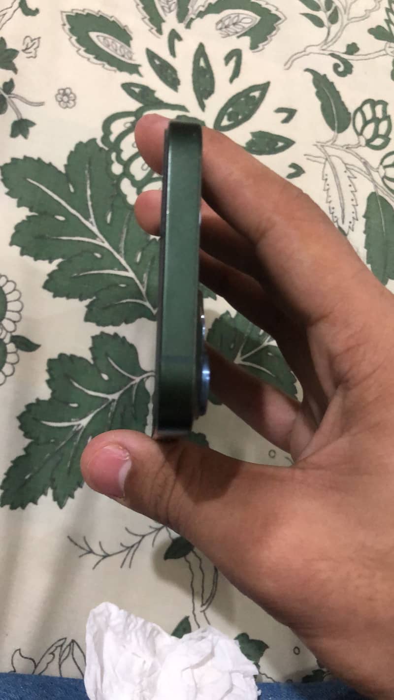 iPhone 13 fix price 3