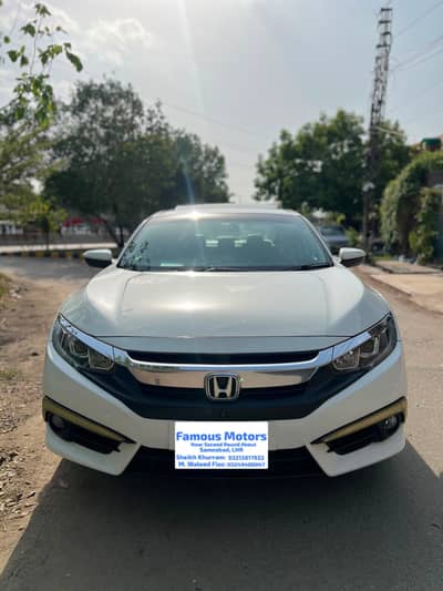 Honda Civic 2017 UG bumper to bumper geniune paint. First owner