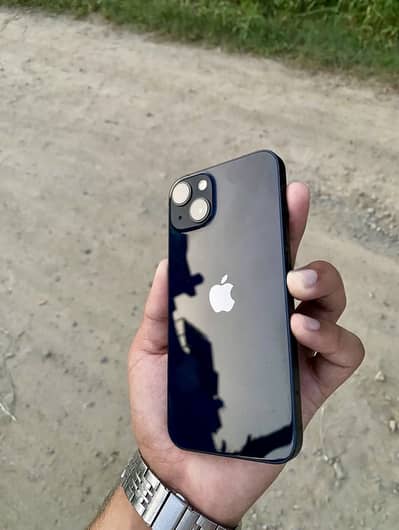 iPhone 13 factory unlock