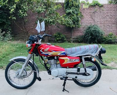 Honda CG125 2020Model total genuine 14000km use  best for2021 2022