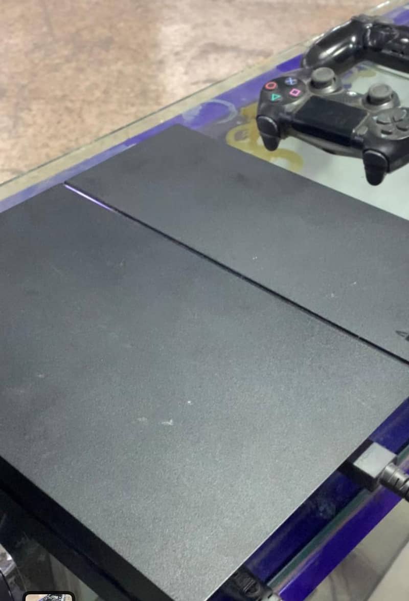 PS4 Gaming Console 0