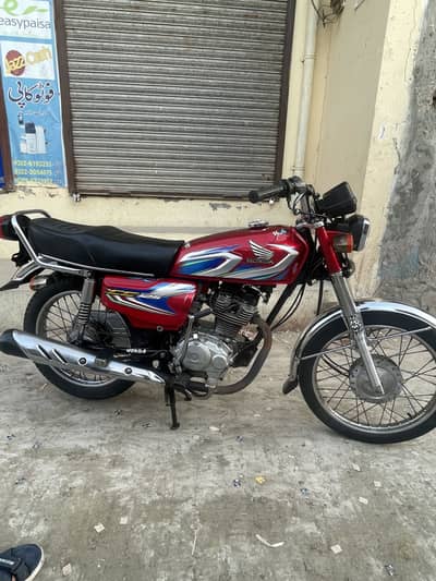 2022 Model Honda CG 125 Red Lush Condition