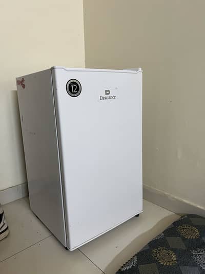 Dawlance Mini Fridge with ice box