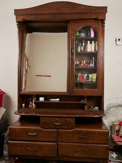 Dressing table