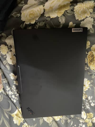 Lenovo brand use nai hua total janman 10+10 bhr sy aya hai