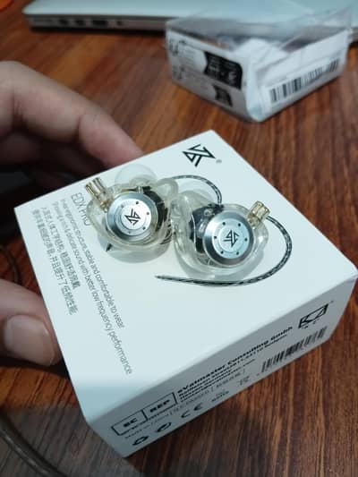 KZ EDX PRO Crystal with Mic