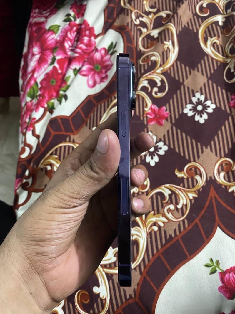 iphone 14 pro max 3