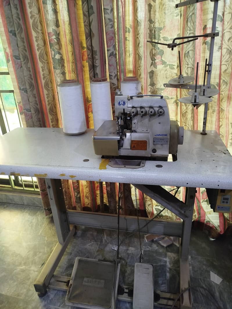 jack overlock machine 0
