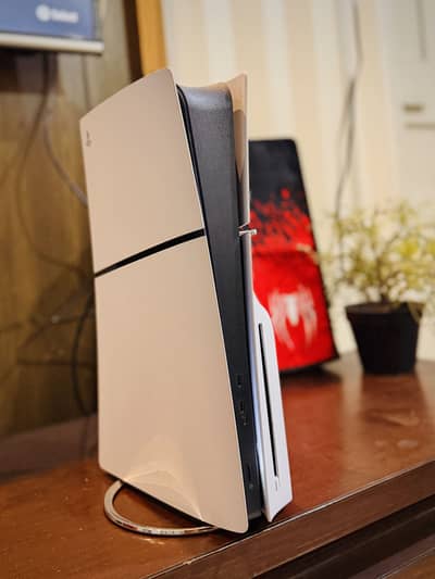 Ps5 Slim 1Tb Disc Variant with 2 Controllers