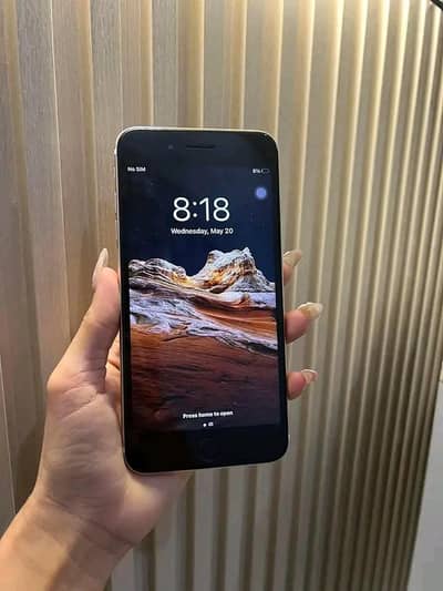 Iphone 7plus PTA approved 128gb My Whatsapp number 0348-55-58-176