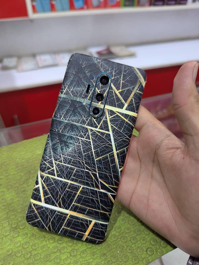 One Plus 8 Pro 0