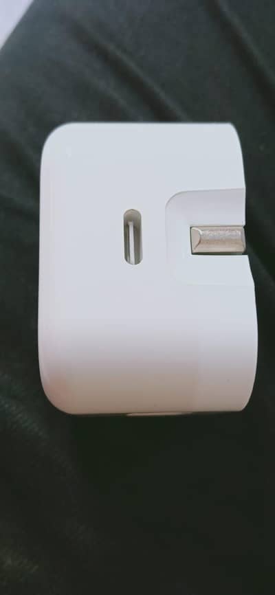 iphone 20W original charger