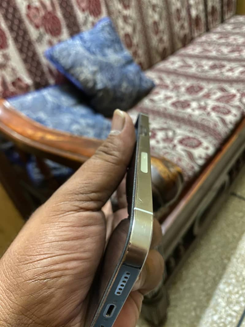 Iphone 14 pro max 0