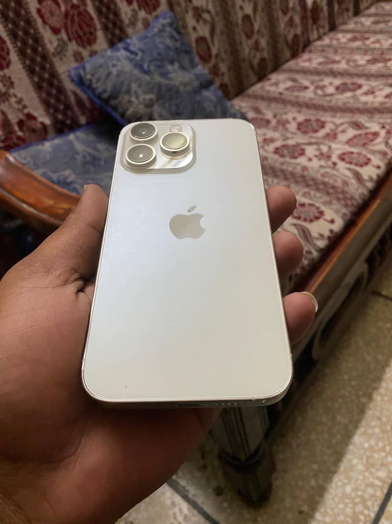 Iphone 14 pro max 1