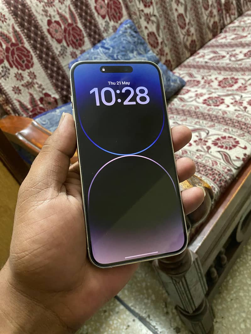 Iphone 14 pro max 3