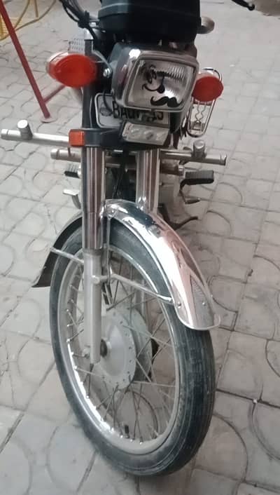 Honda CG 125 Black (2022 Model) – Total Genuine,