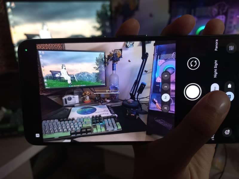 pixel 8 pro 4