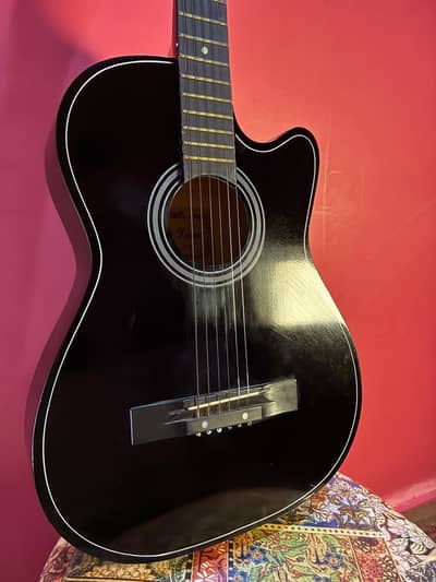 Jin lan Acoustic Guitars with Bag.