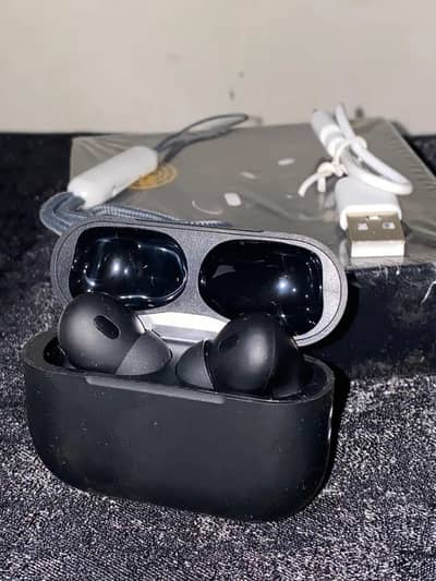 Earphones in best price cash on delivery available
