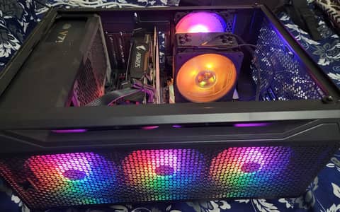 i7 9th, NVIDIA 11GB GTX 1080 ti,  16gb ddr Ram, 2 tb Hard, 128gb