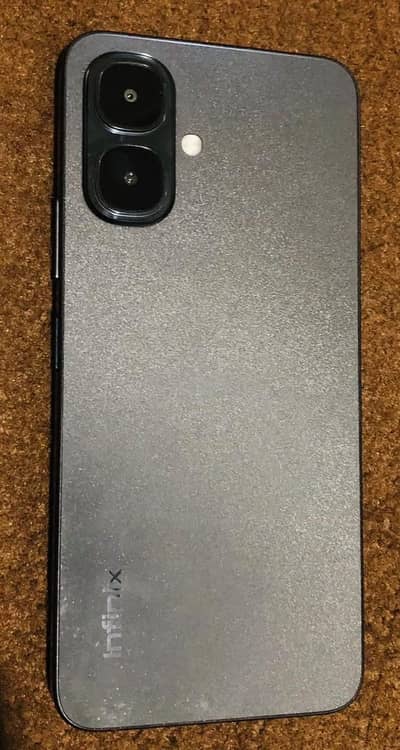 Infinix smart 10 4/64