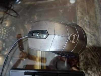 KEYBOARD AND MOUSE COMBO IN EXCELLENT CONDITION 2ITH GOOD PRICE