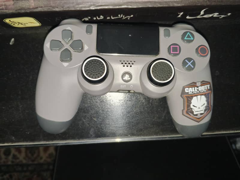 Ps4 slim 4