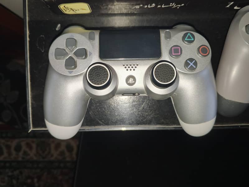 Ps4 slim 5