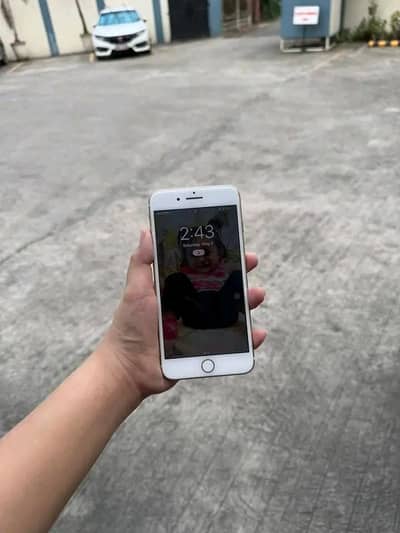 Iphone 7plus PTA approved 128gb My Whatsapp number 0348-55-58-176