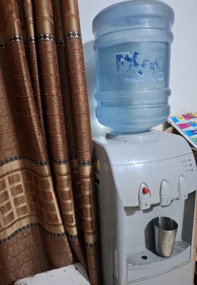 Water dispenser