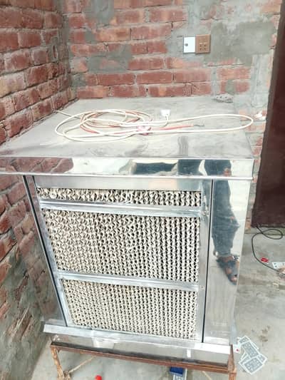 lahori coller steel body  is ki moter wind honi ha