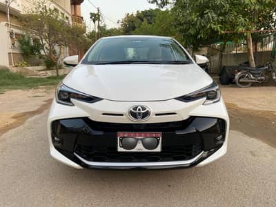 Toyota Yaris Ativ CVT 1.3 2024-25 (Full Original Guaranteed)