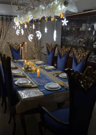 8 person dining table