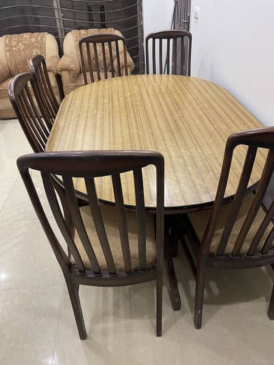 Dining Table with 6 chairs