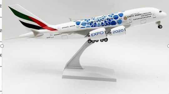 Emirates airplane models, 28  cm