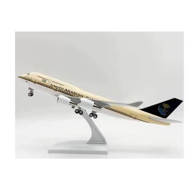 Saudia and PIA airplane models, 28  cm