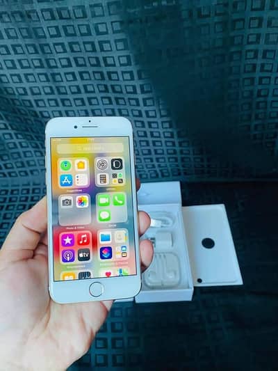 iphone 7 plus 128 GB  no open no repair PTA approved all ok
