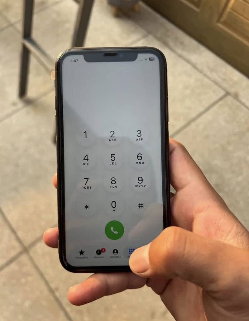 iPhone 11 6