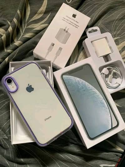 Apple iPhone XR 128 GB memory. 0335=7330=115