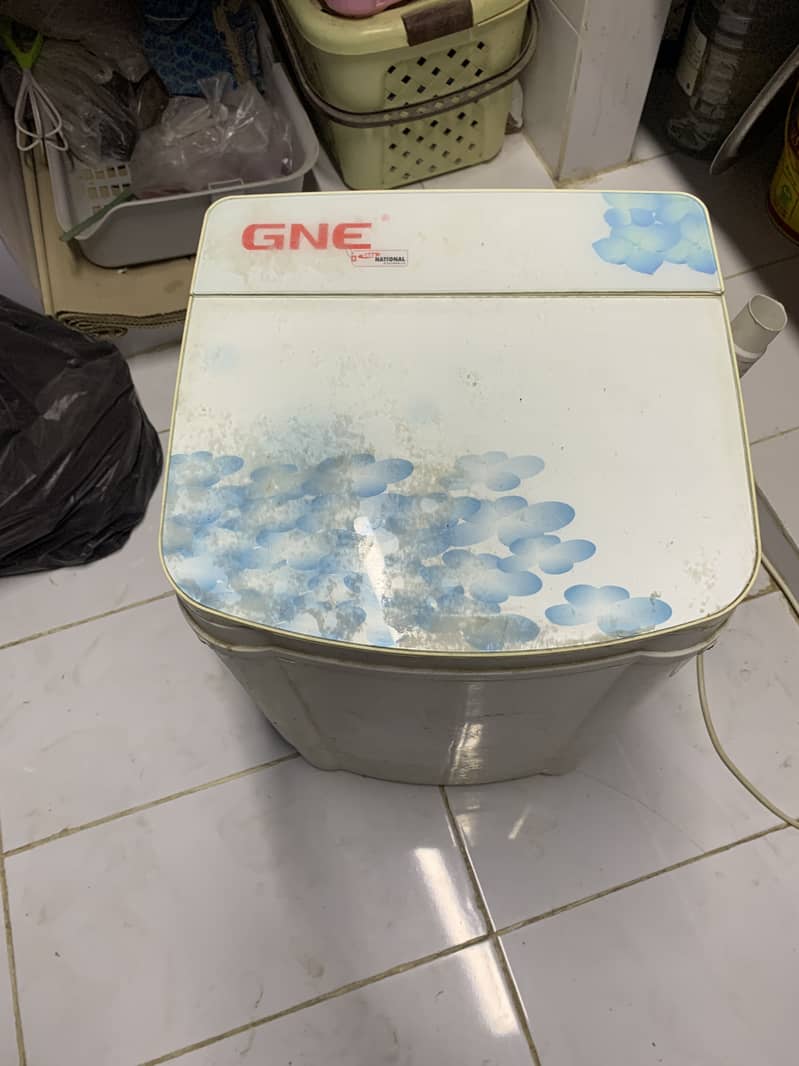 Mini washing machine 1