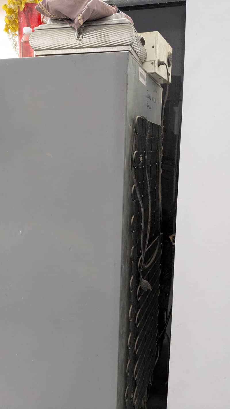 refrigerator 3
