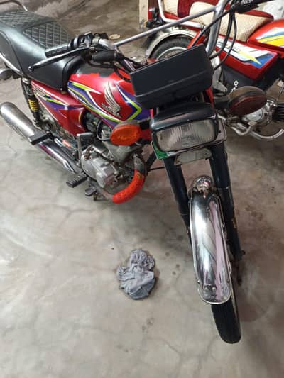 Honda CG125 2017