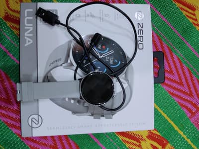 zero luna 10/10 with box and charger just box open