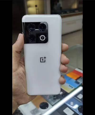 Onplus 10 Pro 12/512 Panda Edition