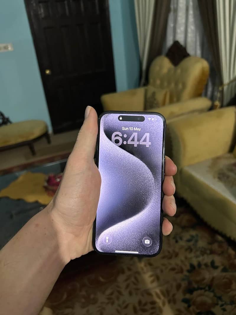iPhone 15pro JV 0