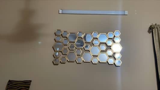 Glass and matel wall hanging